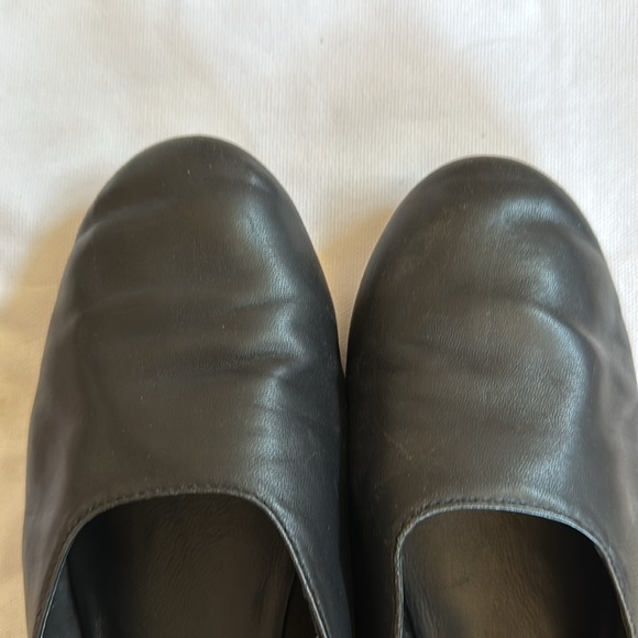 Vince black Maxwell flats. Leather size 6 - Picture 3 of 6